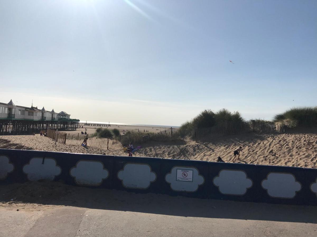 Beach Cottage ليثام سانت أنيه المظهر الخارجي الصورة